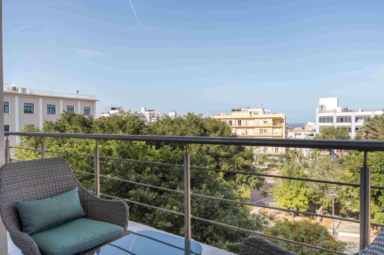 Phaedrus Living: Heraklion City View Flat Zewnętrze zdjęcie